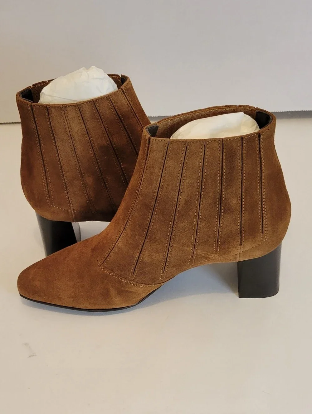 NIB Italeau Jane Waterproof Brown Suede Leather Ankle Booties EU 36 US 5.5-6 Han
